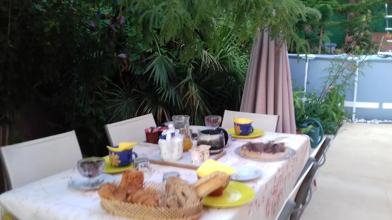Bois Joli Bed & Breakfast Hyeres